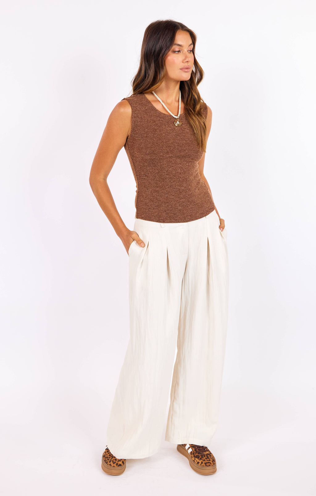 sidewalk mock neck tank